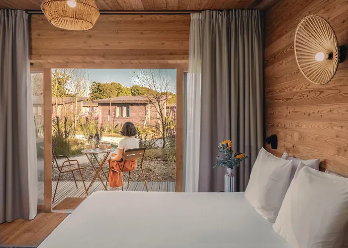 Le Bout Du Parc De Hotel