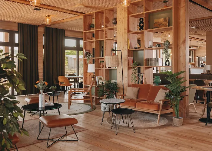 Hotel Le Bout Du Parc De 3*